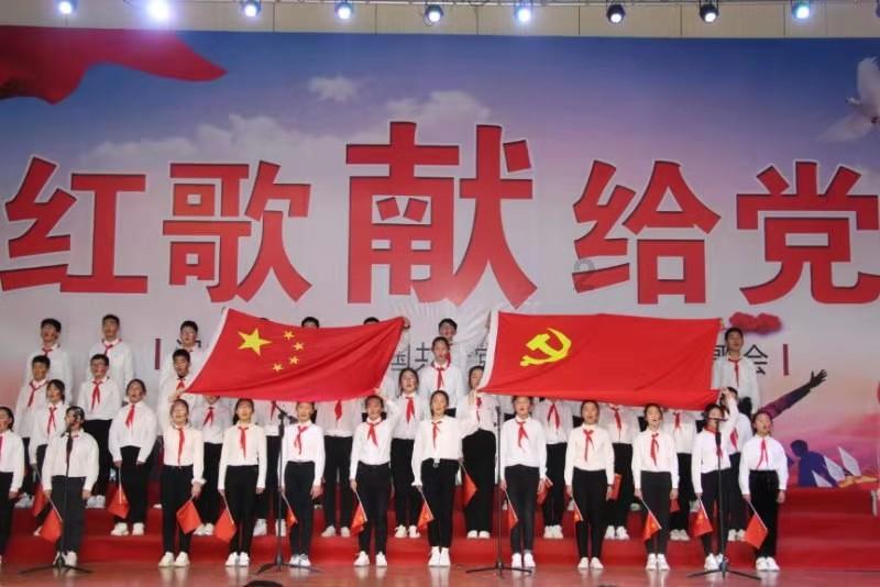 做心脏彩超时，意外发现三尖瓣少量反流。需要定期复查吗？多久复查一次？游戏画面